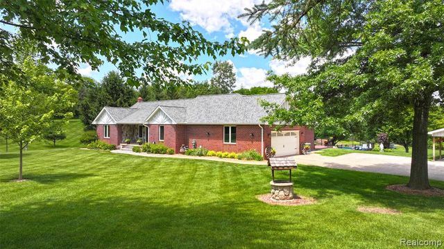 5233 Crawford Road, Dryden, MI 48428