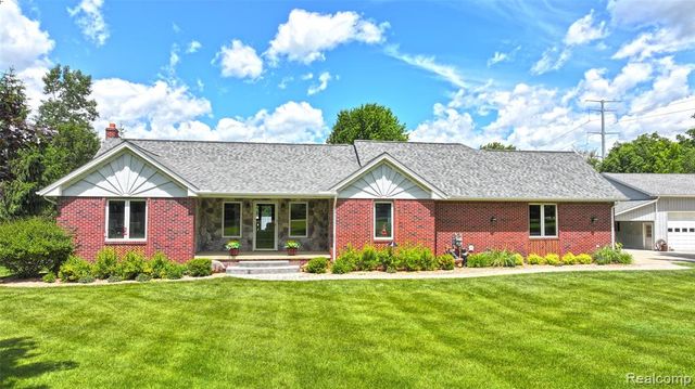 5233 Crawford Road, Dryden, MI 48428