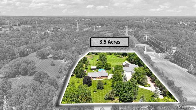 5233 Crawford Road, Dryden, MI 48428