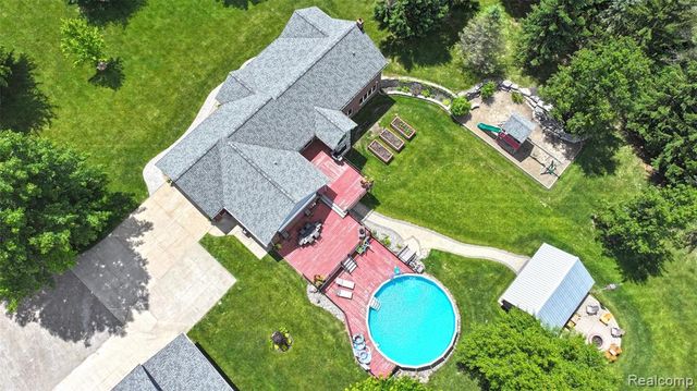 5233 Crawford Road, Dryden, MI 48428