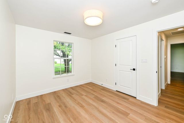 7496 Wood Court, Fishers, IN 46038