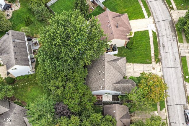 7496 Wood Court, Fishers, IN 46038