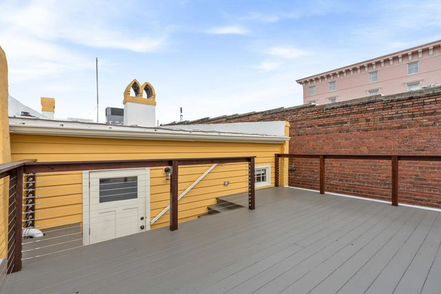 125 Meeting Street D, Charleston, SC 29401