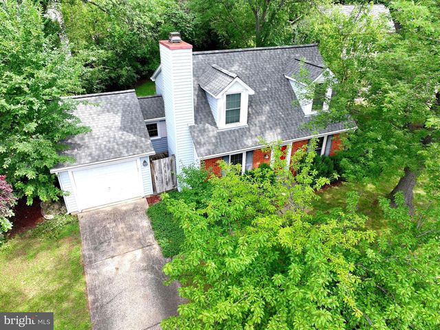 12806 FANTASIA DR, Herndon, VA 20170