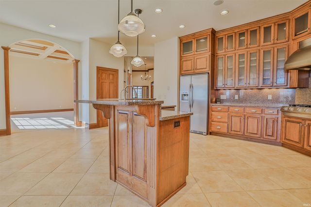 3496 S SR 15 Road, Warsaw, IN 46580