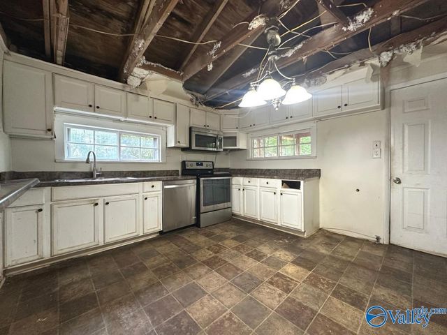 3012 7th Avenue SW, Huntsville, AL 35805