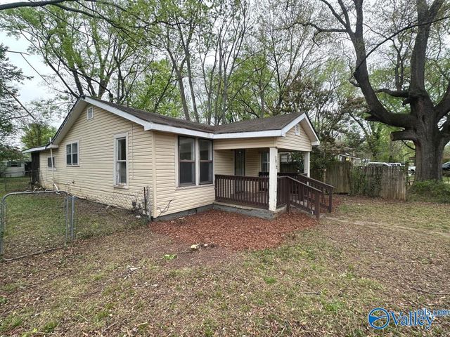 3012 7th Avenue SW, Huntsville, AL 35805