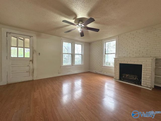 3012 7th Avenue SW, Huntsville, AL 35805