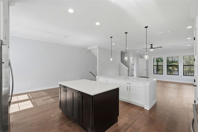 1867 5TH STREET N, St Petersburg, FL 33704