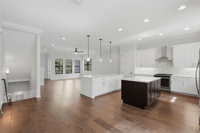 1867 5TH STREET N, St Petersburg, FL 33704