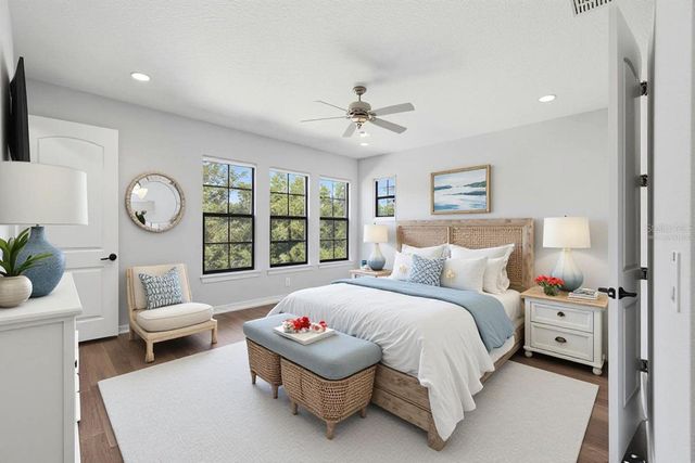 1867 5TH STREET N, St Petersburg, FL 33704