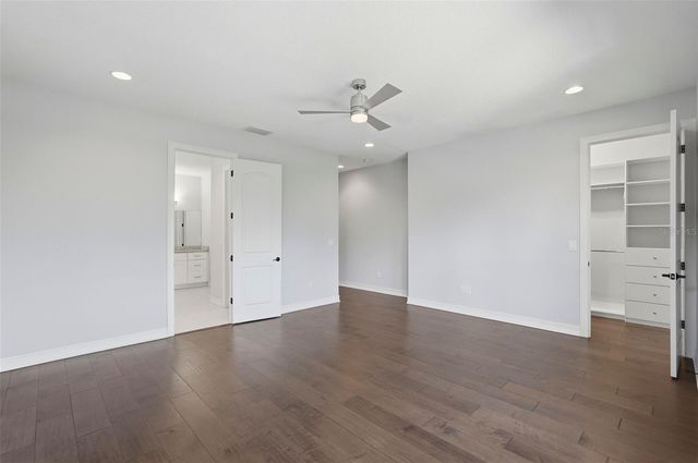 1867 5TH STREET N, St Petersburg, FL 33704
