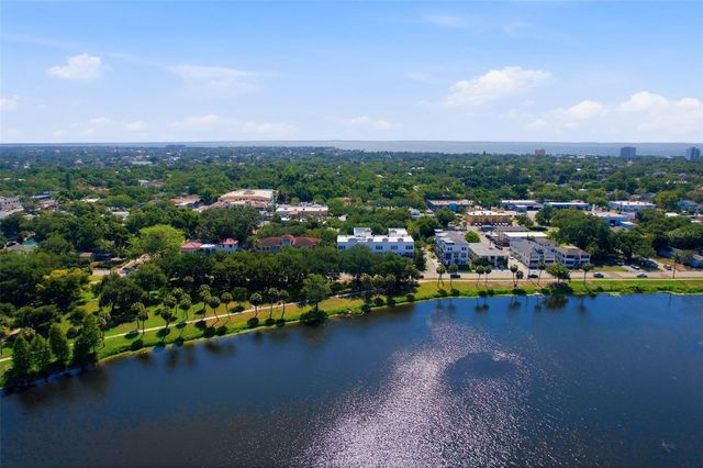 1867 5TH STREET N, St Petersburg, FL 33704