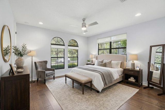 1867 5TH STREET N, St Petersburg, FL 33704