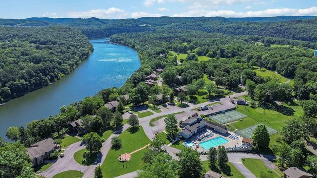 7-2 Woodson Bend Resort, Bronston, KY 42518