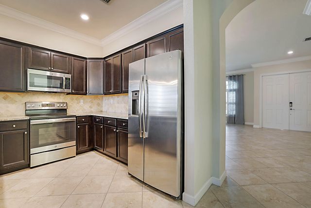8904 Sea Chase Drive, Lake Worth, FL 33467