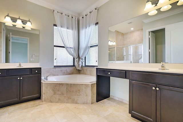8904 Sea Chase Drive, Lake Worth, FL 33467
