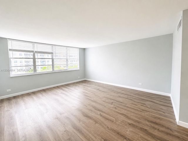 250 174th St 510, Sunny Isles Beach, FL 33160