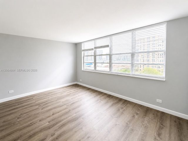 250 174th St 510, Sunny Isles Beach, FL 33160