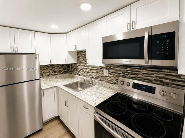250 174th St 510, Sunny Isles Beach, FL 33160