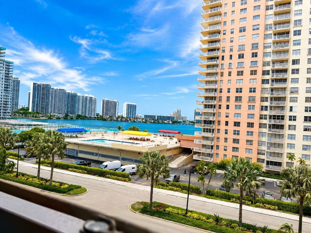 250 174th St 510, Sunny Isles Beach, FL 33160
