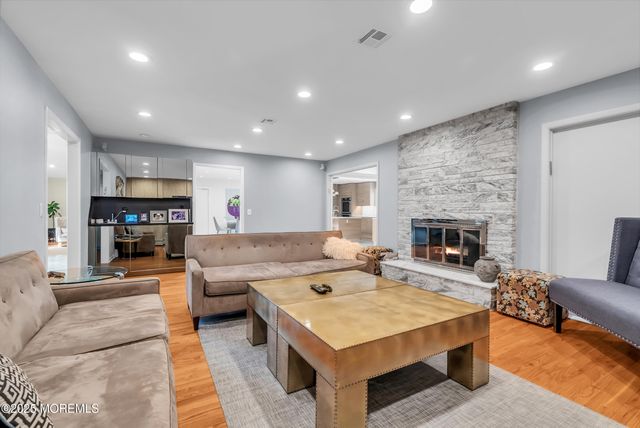 311 Park Avenue, Oakhurst, NJ 07755