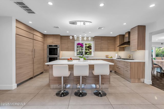 311 Park Avenue, Oakhurst, NJ 07755