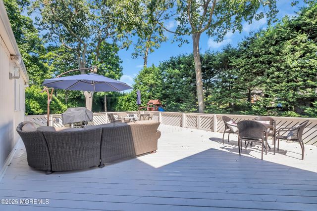 311 Park Avenue, Oakhurst, NJ 07755