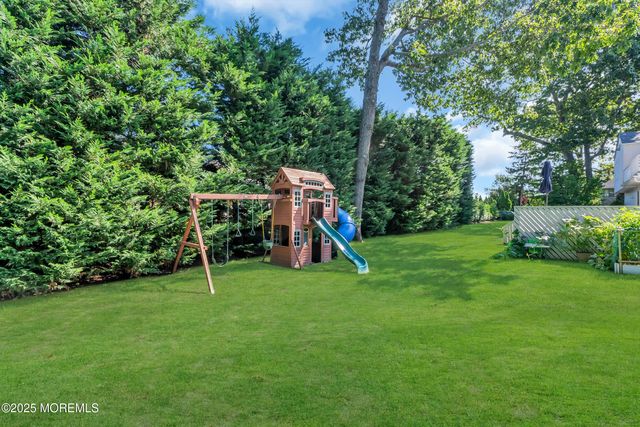 311 Park Avenue, Oakhurst, NJ 07755