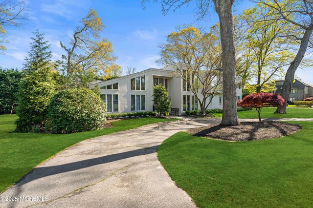 311 Park Avenue, Oakhurst, NJ 07755