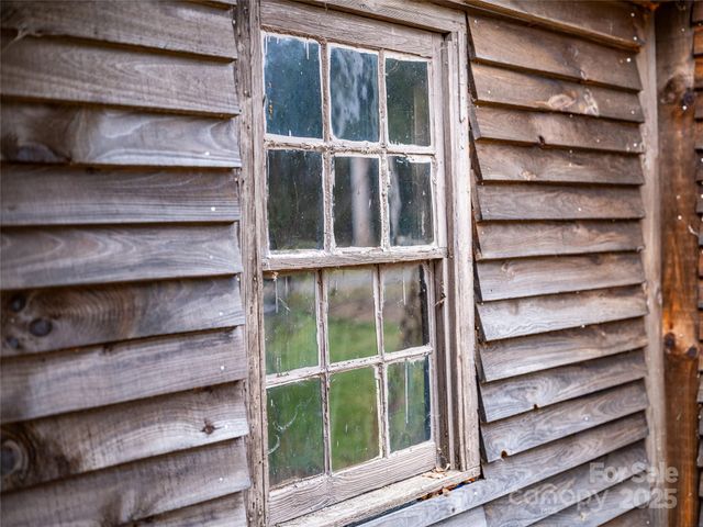 1 Mustang Drive, Leicester, NC 28748