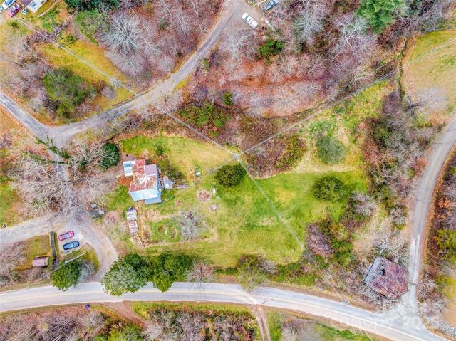 1 Mustang Drive, Leicester, NC 28748