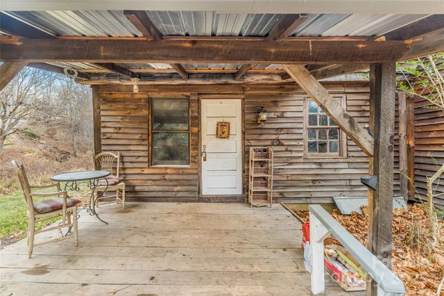 1 Mustang Drive, Leicester, NC 28748