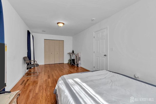 184 Route 520, Morganville, NJ 07751