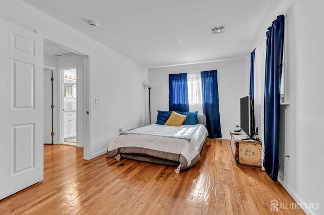 184 Route 520, Morganville, NJ 07751