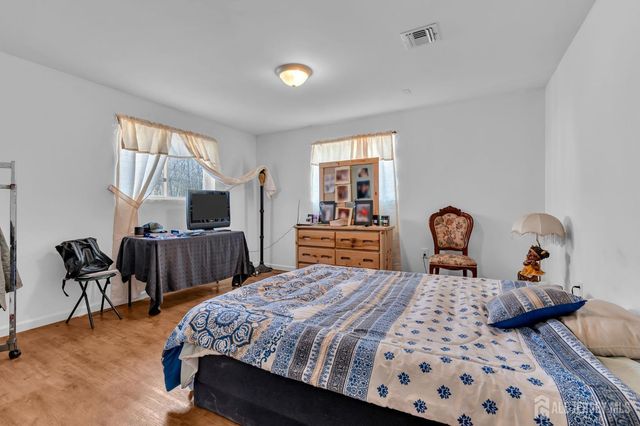 184 Route 520, Morganville, NJ 07751