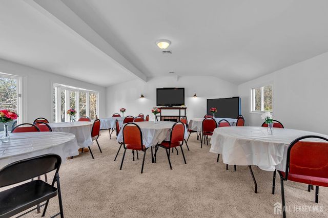 184 Route 520, Morganville, NJ 07751