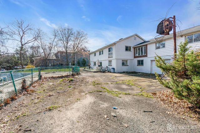 184 Route 520, Morganville, NJ 07751