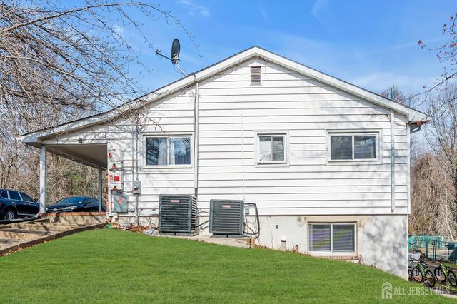 184 Route 520, Morganville, NJ 07751
