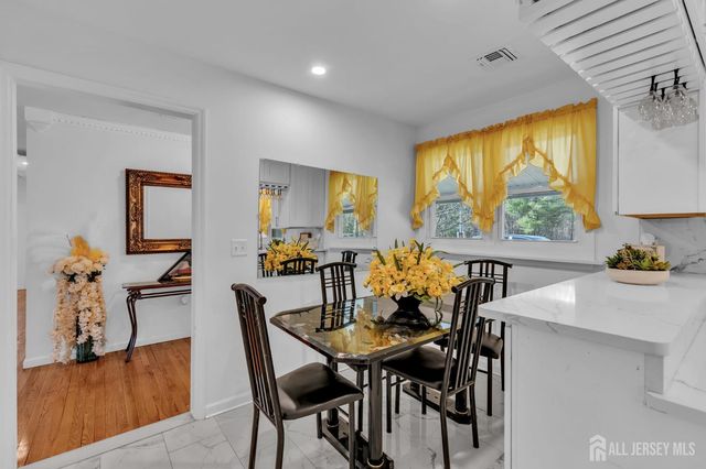 184 Route 520, Morganville, NJ 07751