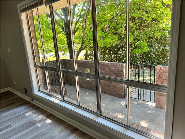 6952 W Fayetteville Road, Riverdale, GA 30296