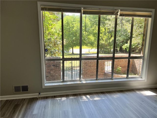 6952 W Fayetteville Road, Riverdale, GA 30296