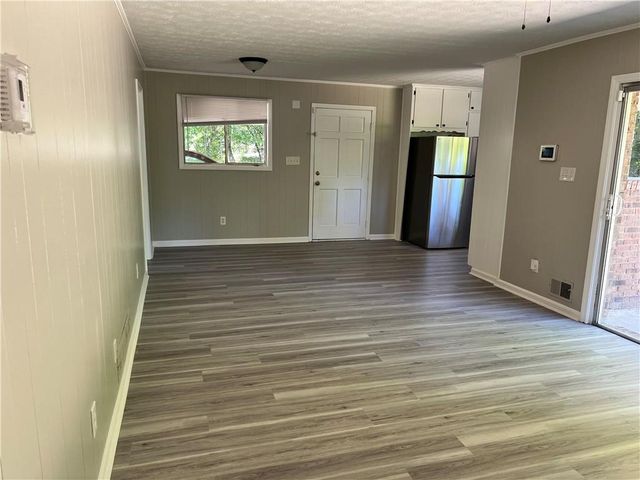 6952 W Fayetteville Road, Riverdale, GA 30296