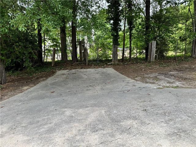 6952 W Fayetteville Road, Riverdale, GA 30296