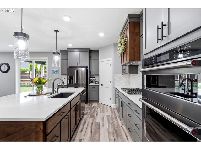 12208 Ne 57TH Ave, Vancouver, WA 98686