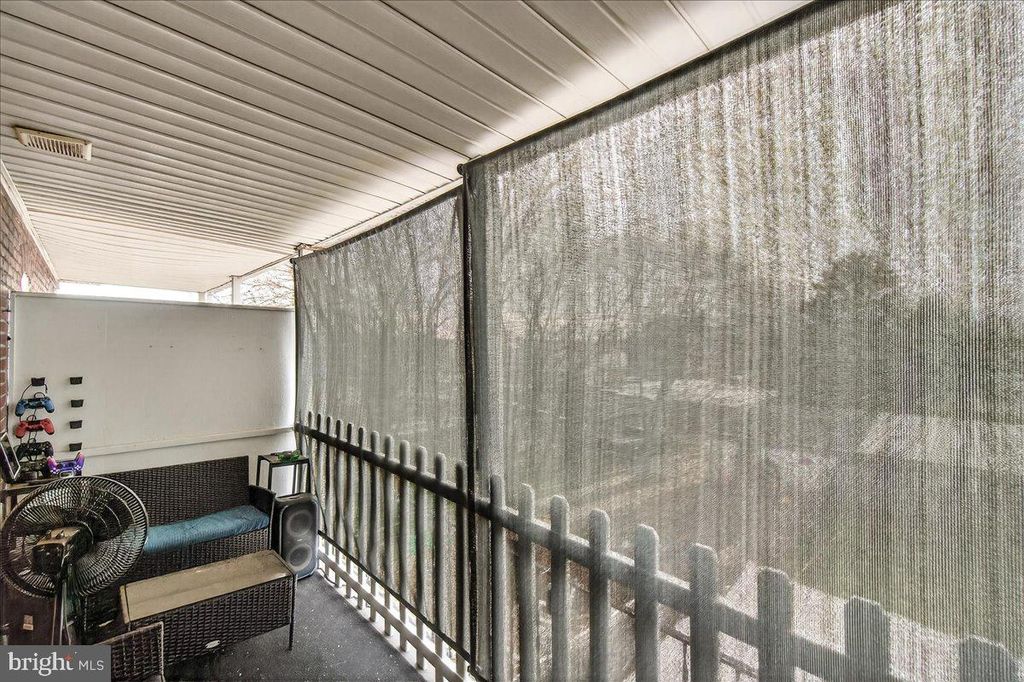 Image 14 of property listing at 907 W WASHINGTON ST W, Hagerstown, MD 21740