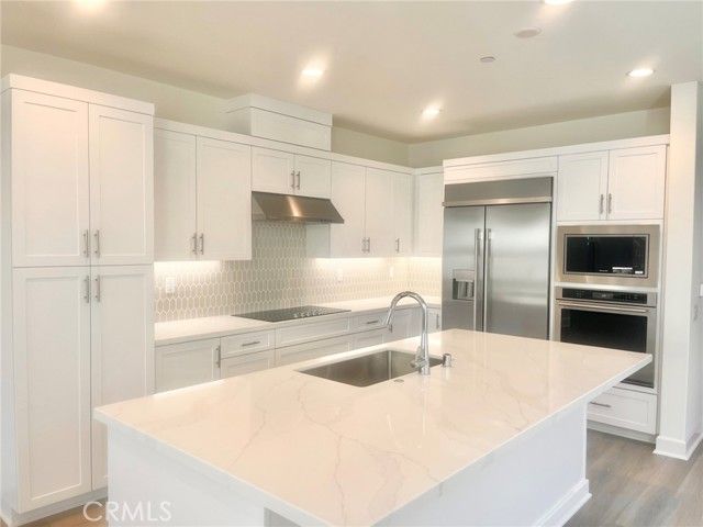 407 Belair Walk, Ventura, CA 93004