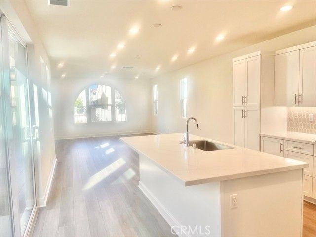 407 Belair Walk, Ventura, CA 93004