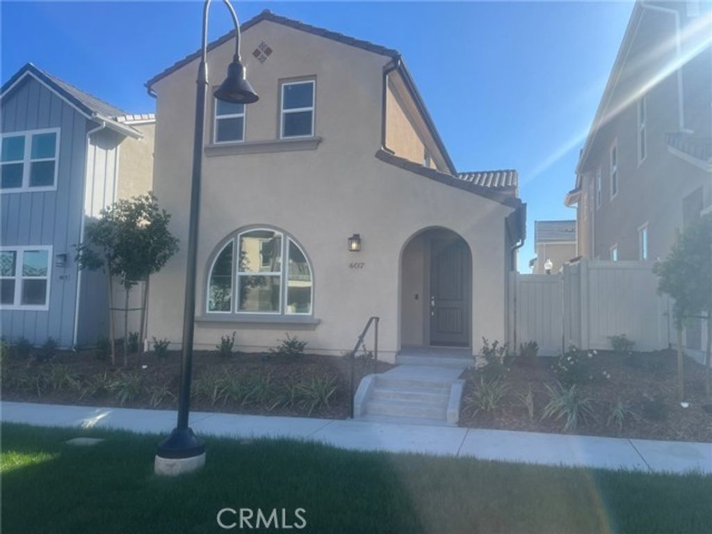 407 Belair Walk, Ventura, CA 93004