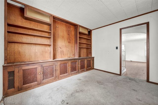 9704 S Highland Avenue, Garfield Heights, OH 44125